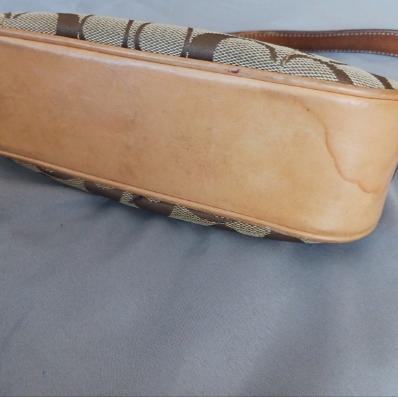 Coach Purse - Picture 3 of 4